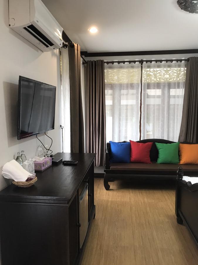 Banchan Hostel Аюттхая Экстерьер фото